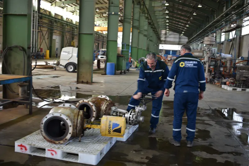 Rotating equipment overhaul in the workshop